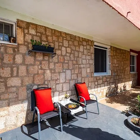 Luxury Modern With Garden Near Old Town Апартаменты Задар